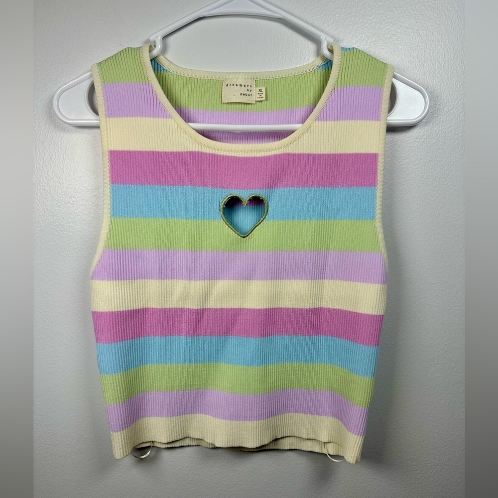 Striped Pastel Crop Top with Heart Cutout Size XL - Picture 1 of 7
